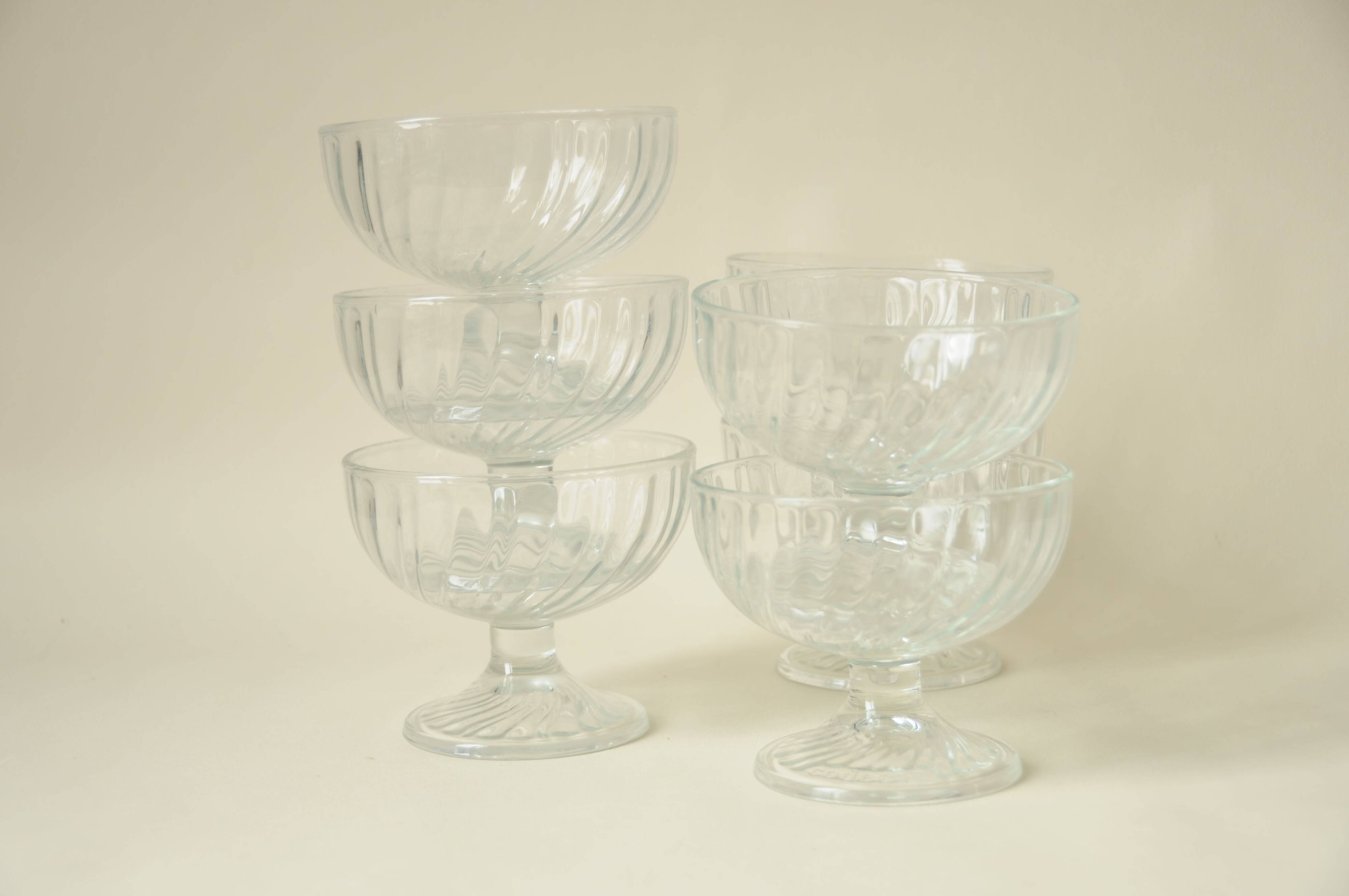 Dessert - fruit - ice cream cups in transparent glass