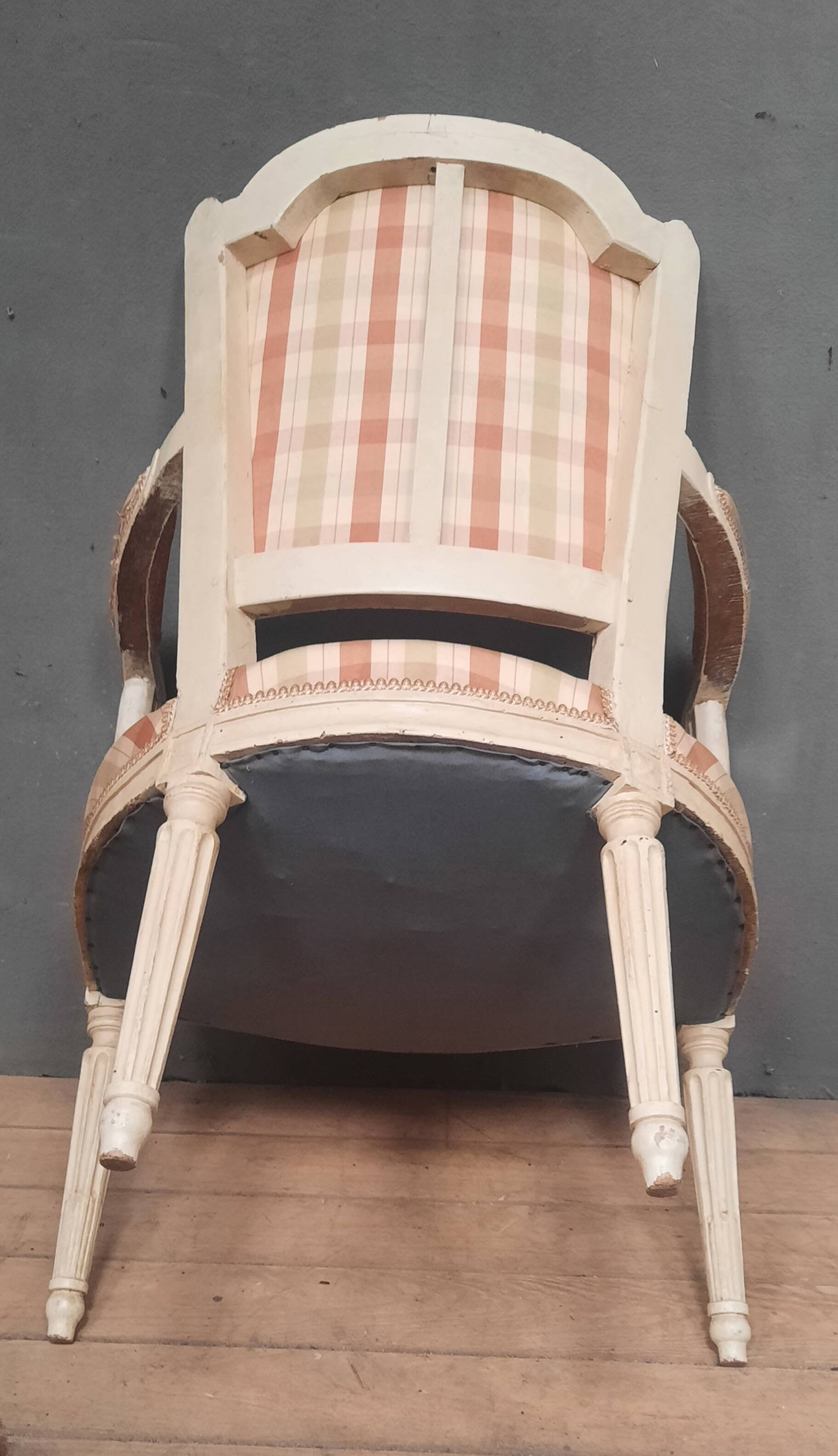 Lacquered armchair in the Louis XVI style