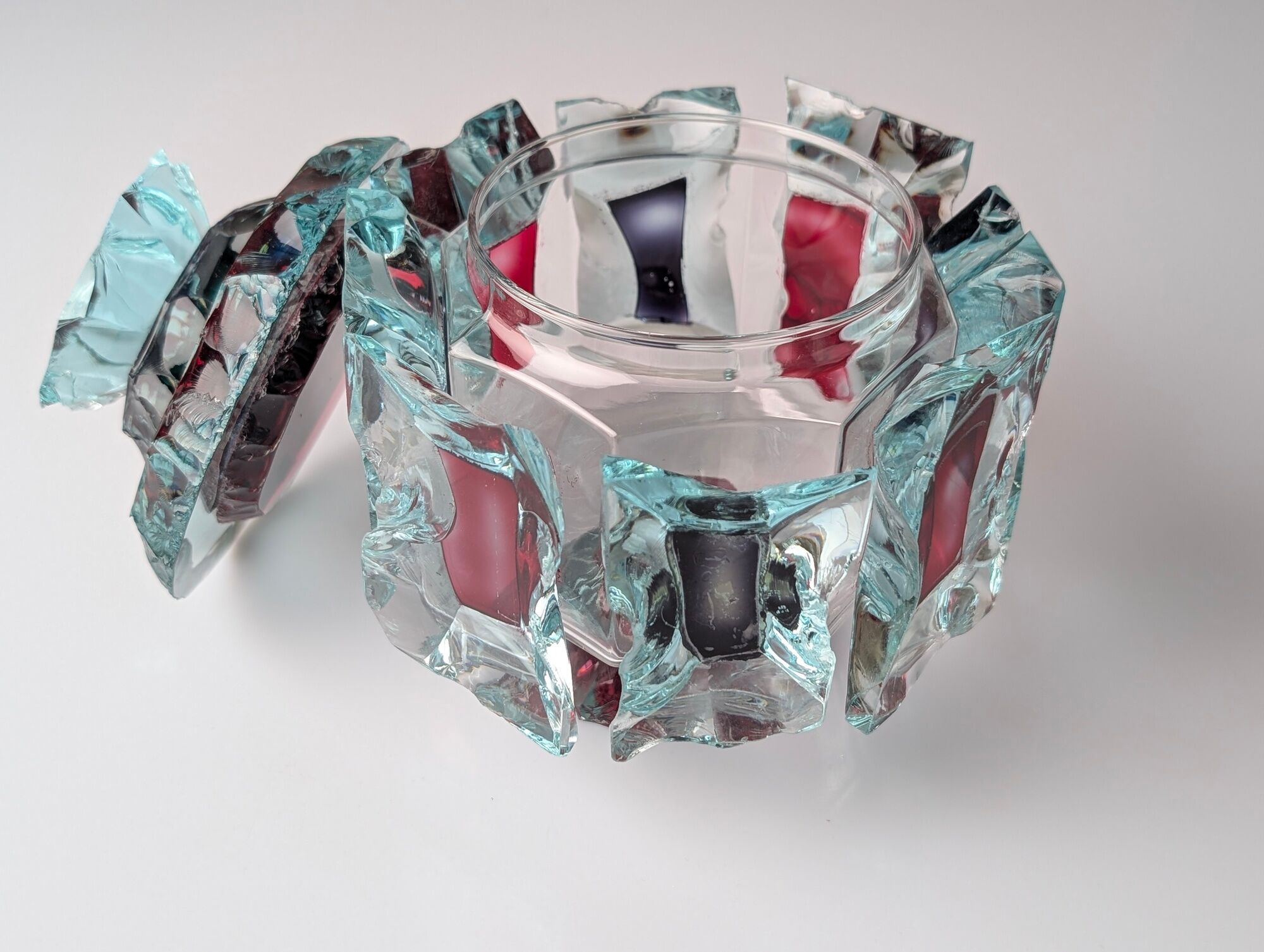 Brutalist cut glass candy box with lid and coloured inserts, 1970s