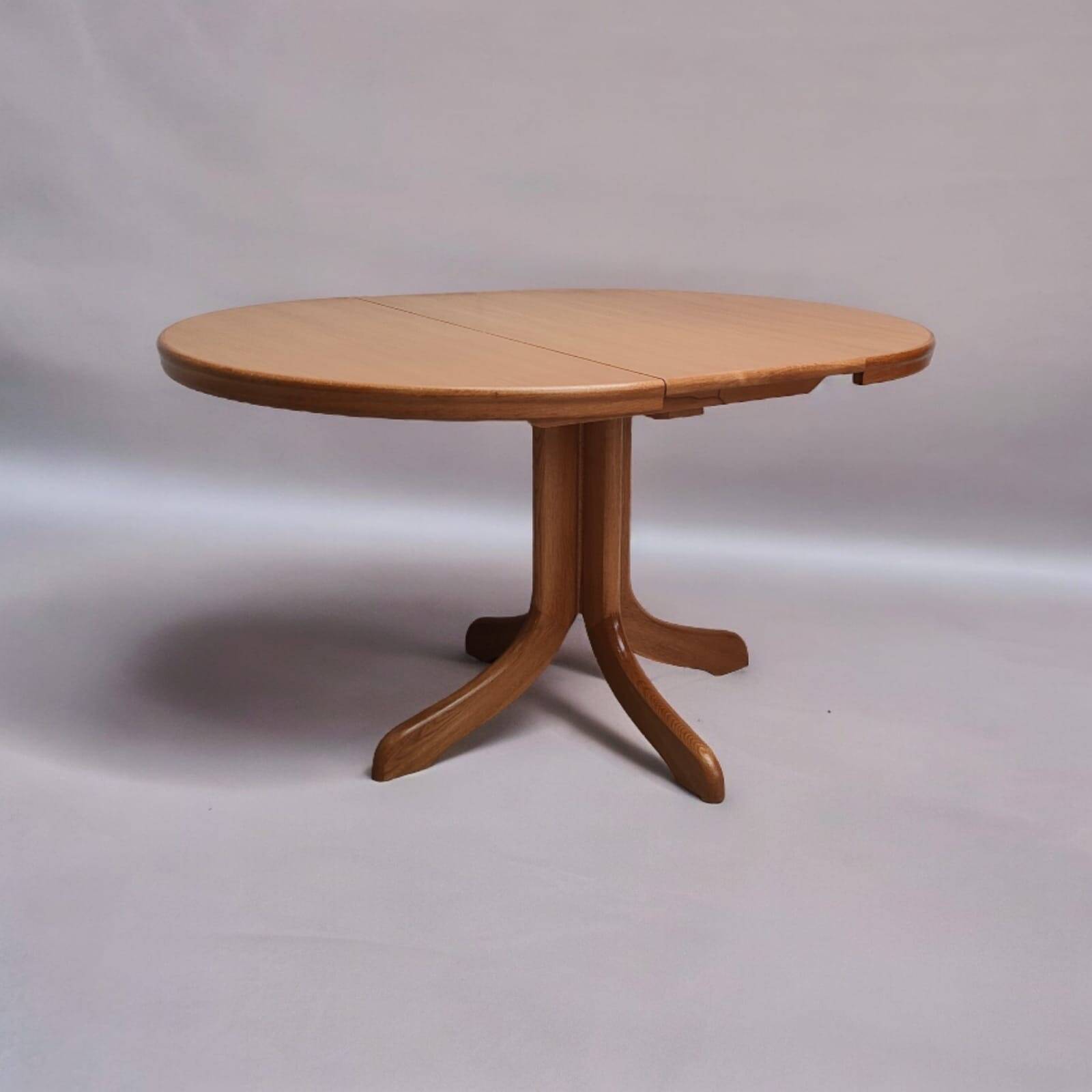 Table à manger vintage