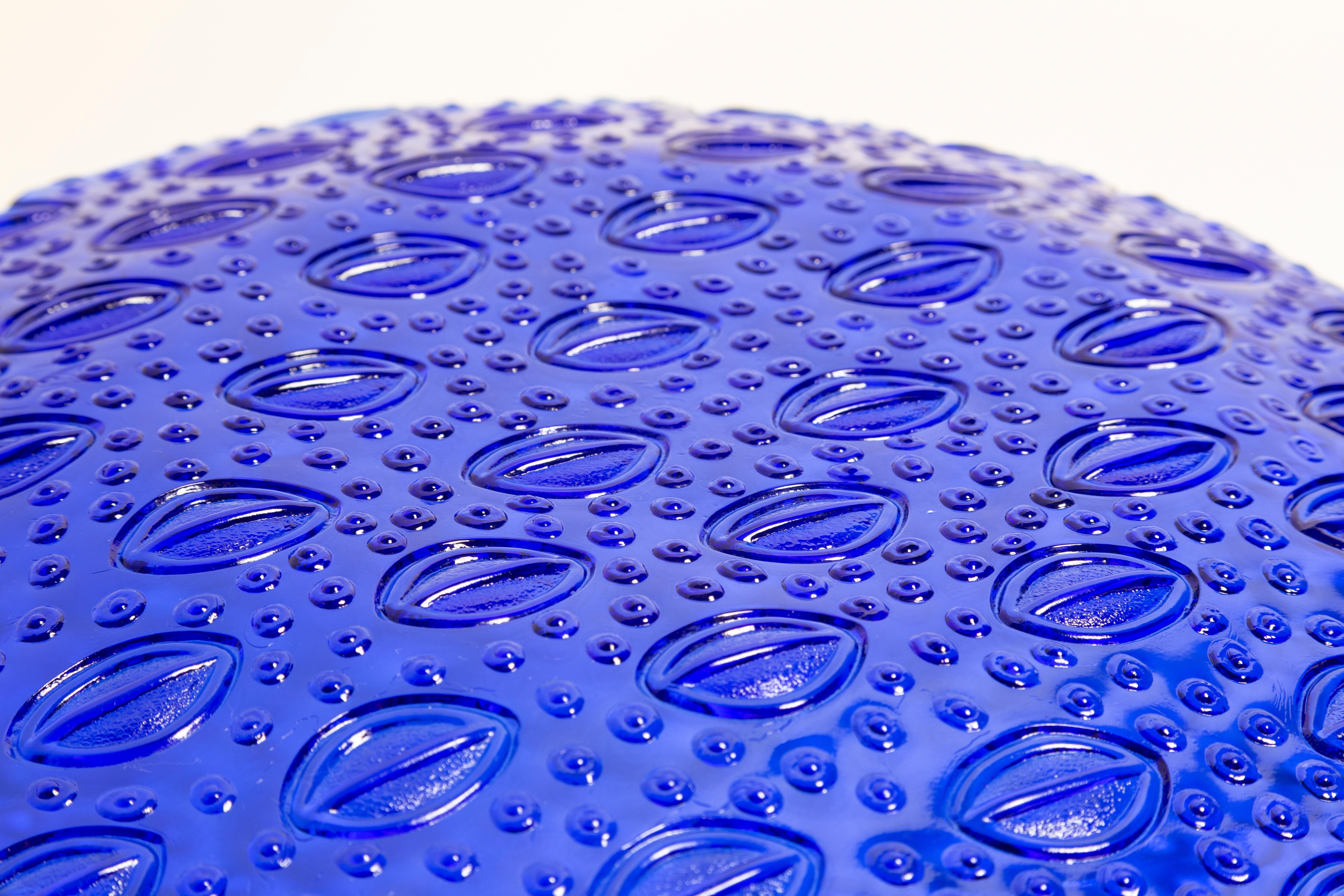 Vintage dark blue decorative plate in glass, Italy, 1960s.