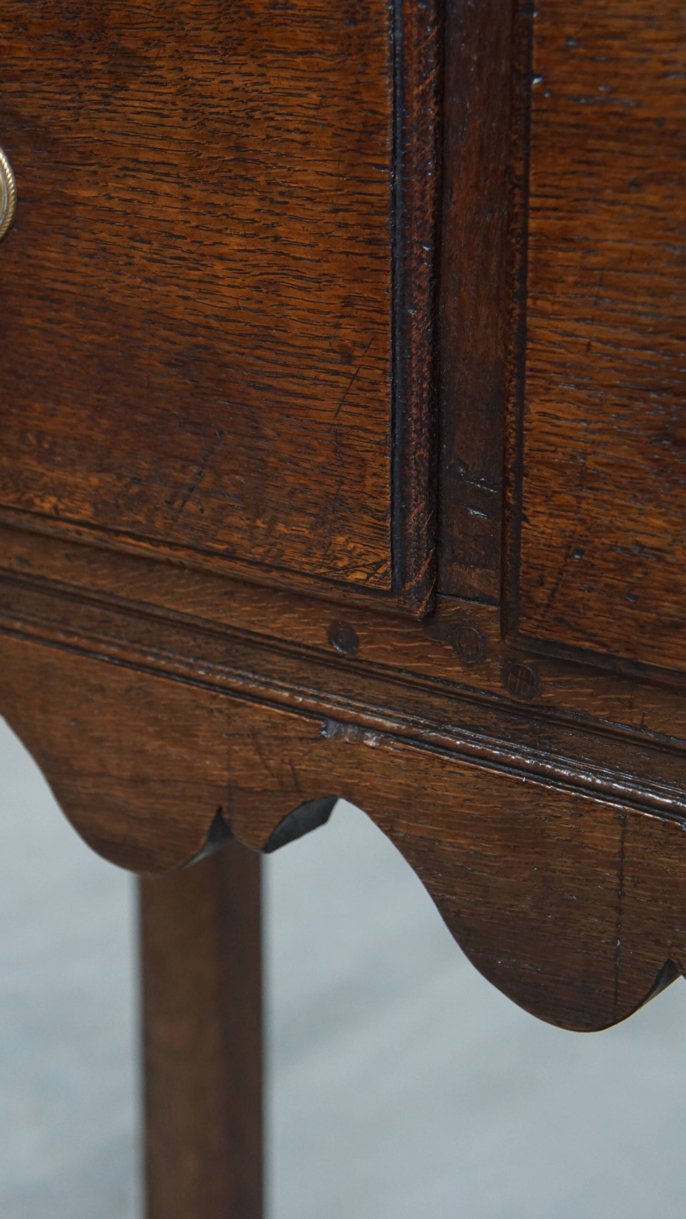 Antique English Oak Side Table / Hall Table from the 19th Century
