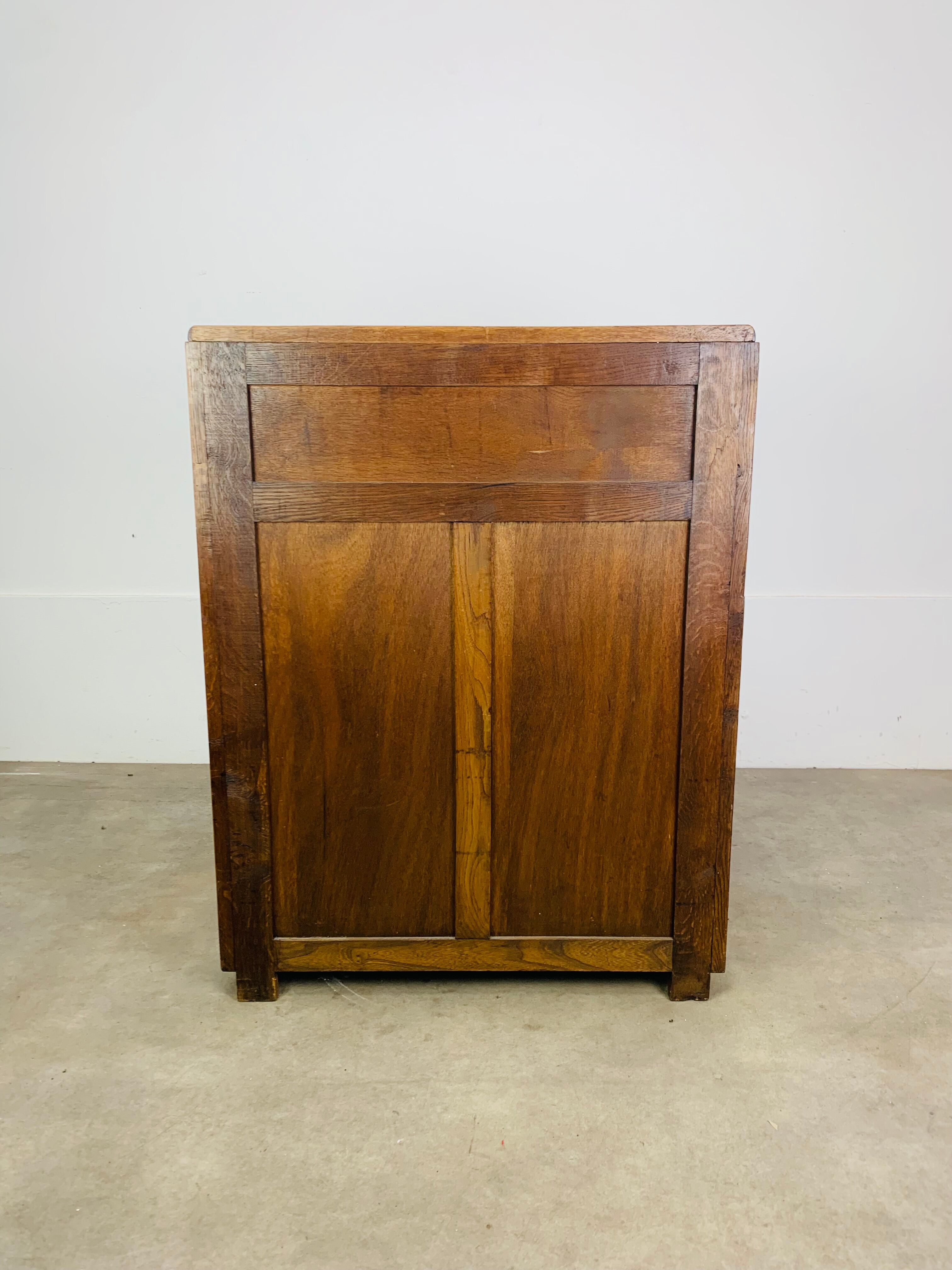 Art Deco work cabinet with drawers, in oak, chest of drawers format.