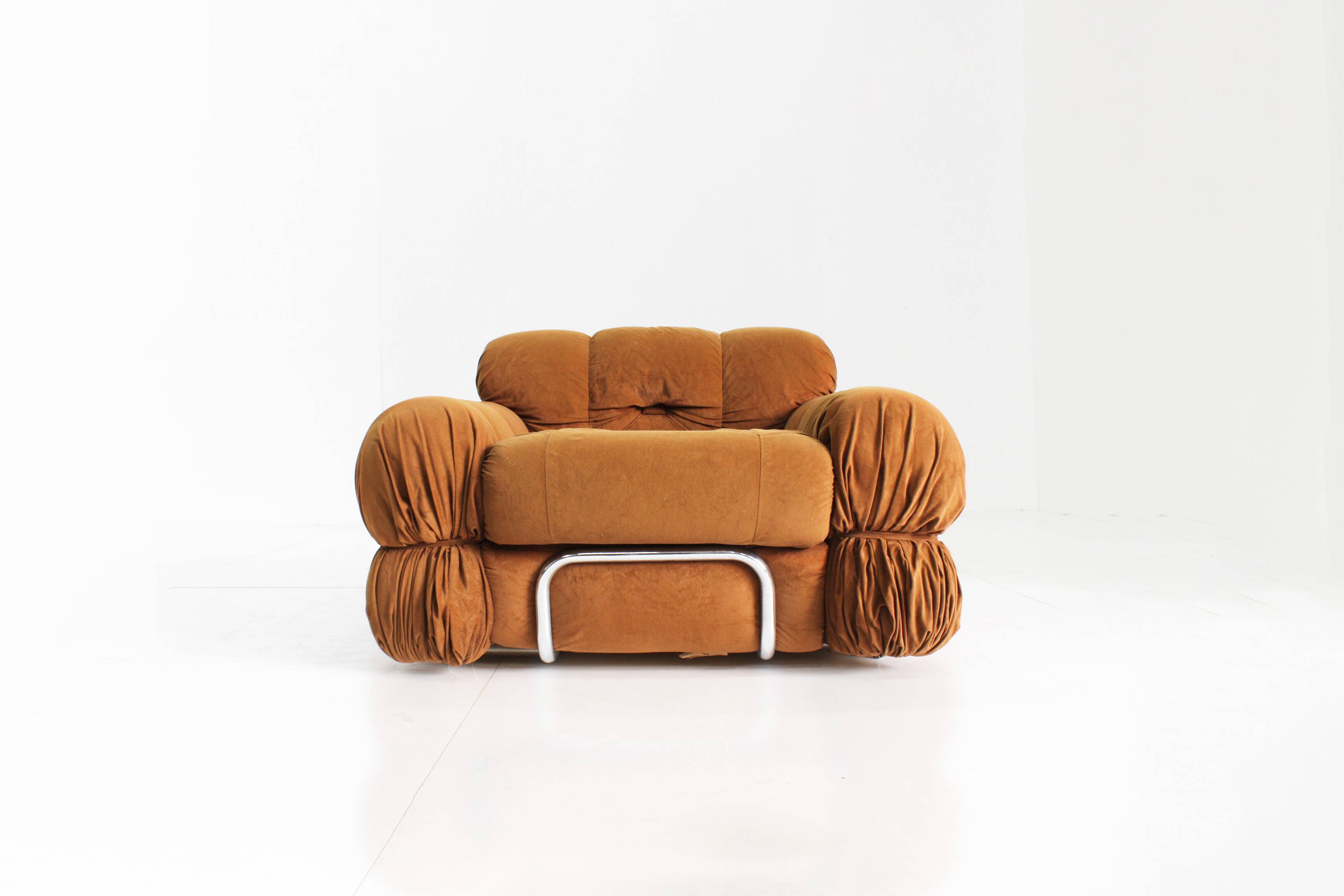 Vintage Italian armchair 1970