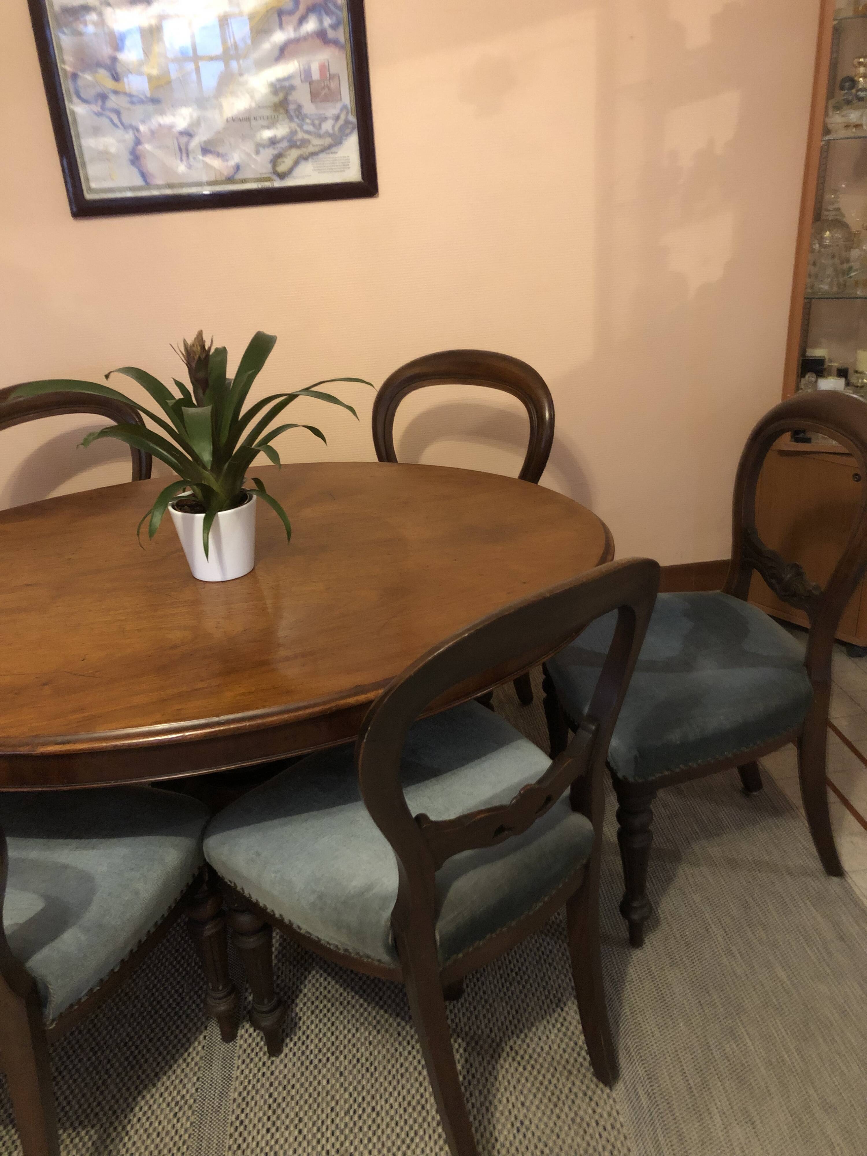 English period gueridon (1830=