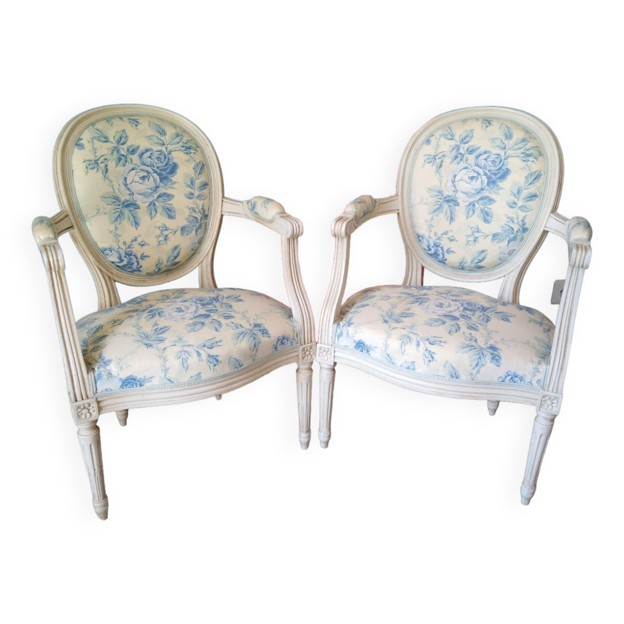 Pair of convertible armchairs