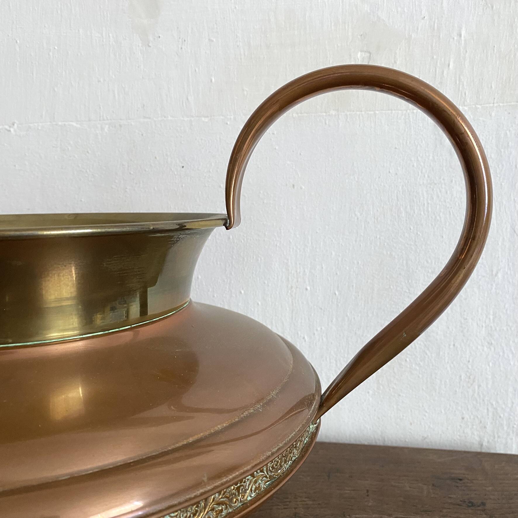 Large amphora or vintage planter in copper and brass