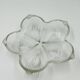 Plat en verre moulé fleur Art déco