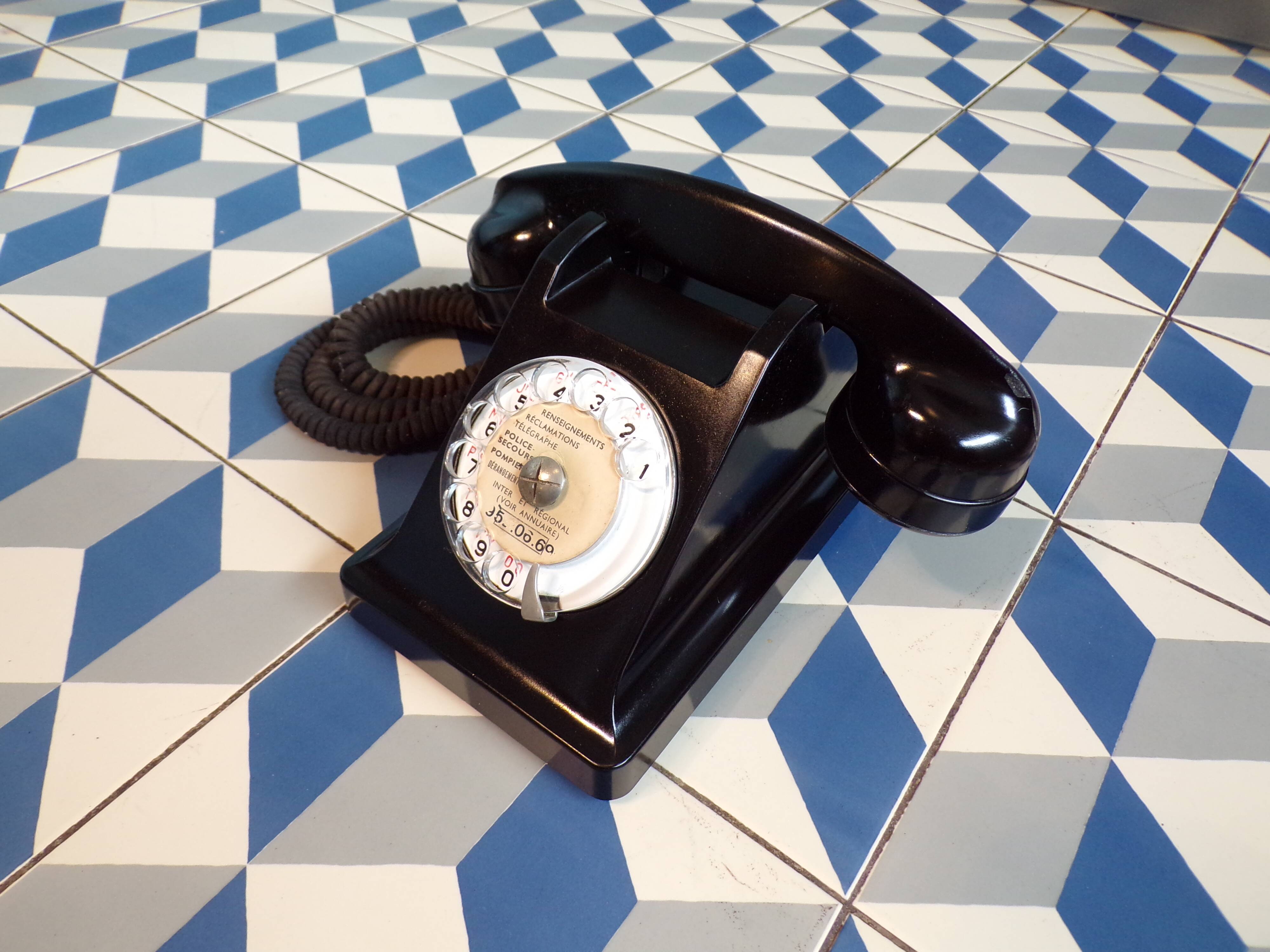 Vintage bakelite rotary telephone