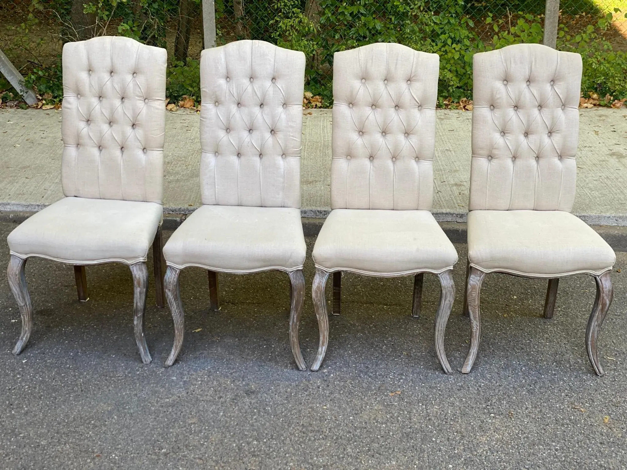 4 upholstered chairs in linen and ash, Maisons du Monde model Chloé.