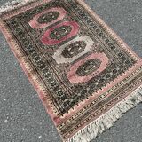 Handmade Pakistani rug