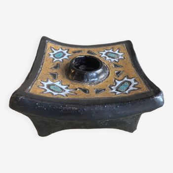 Ceramic candle holder