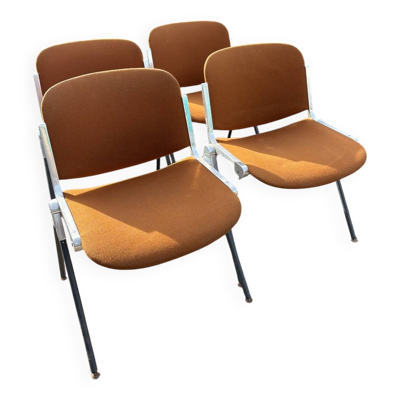 4 chaises Castelli DSC 106