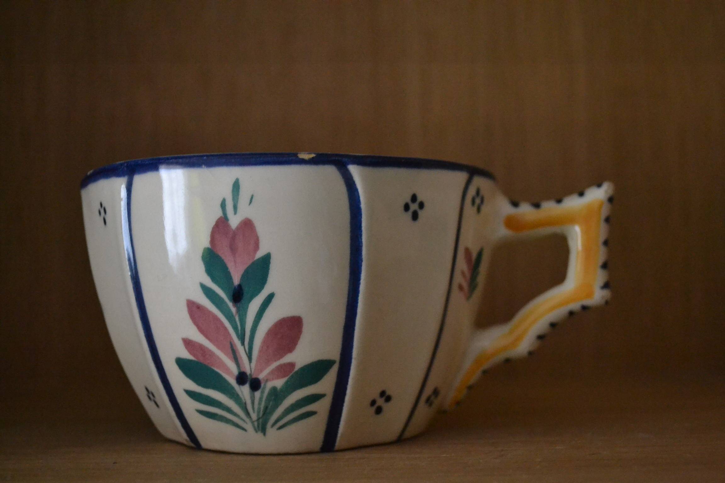 Quimper mug
