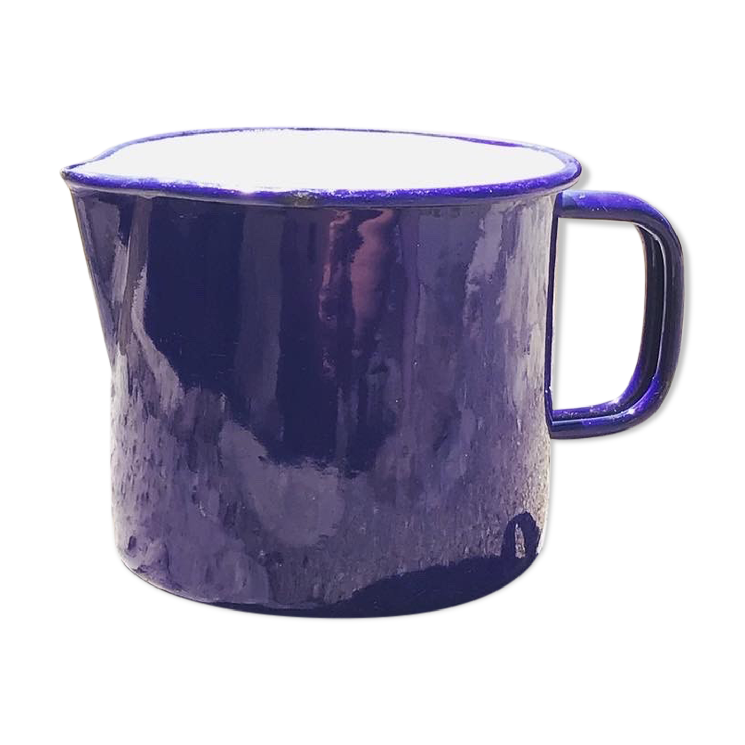Blue pitcher in enamelled metal