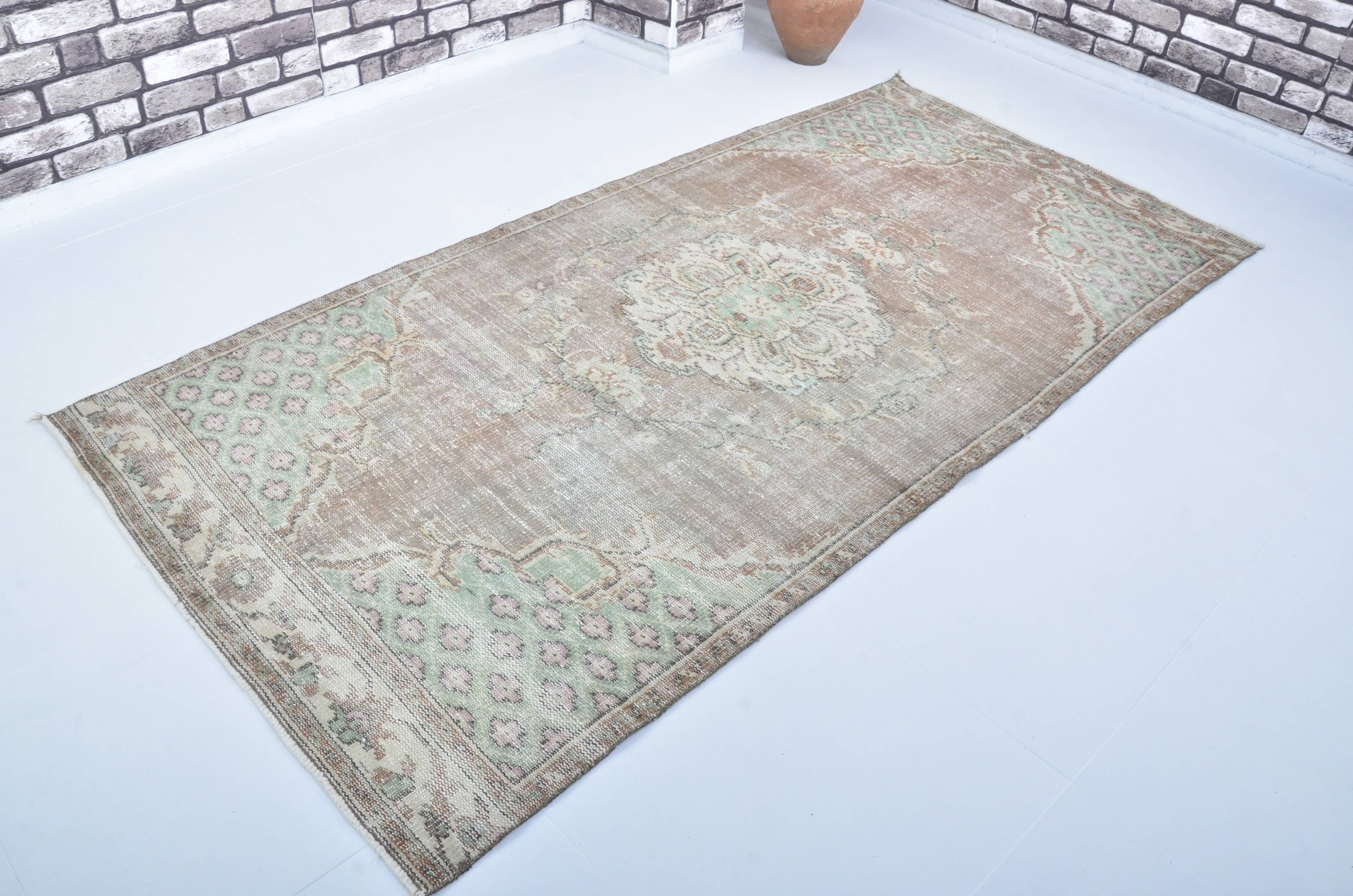 Ethnic Vintage wool Oushak Rug sku 3312
