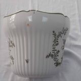 Lallier earthenware planter in Moustiers