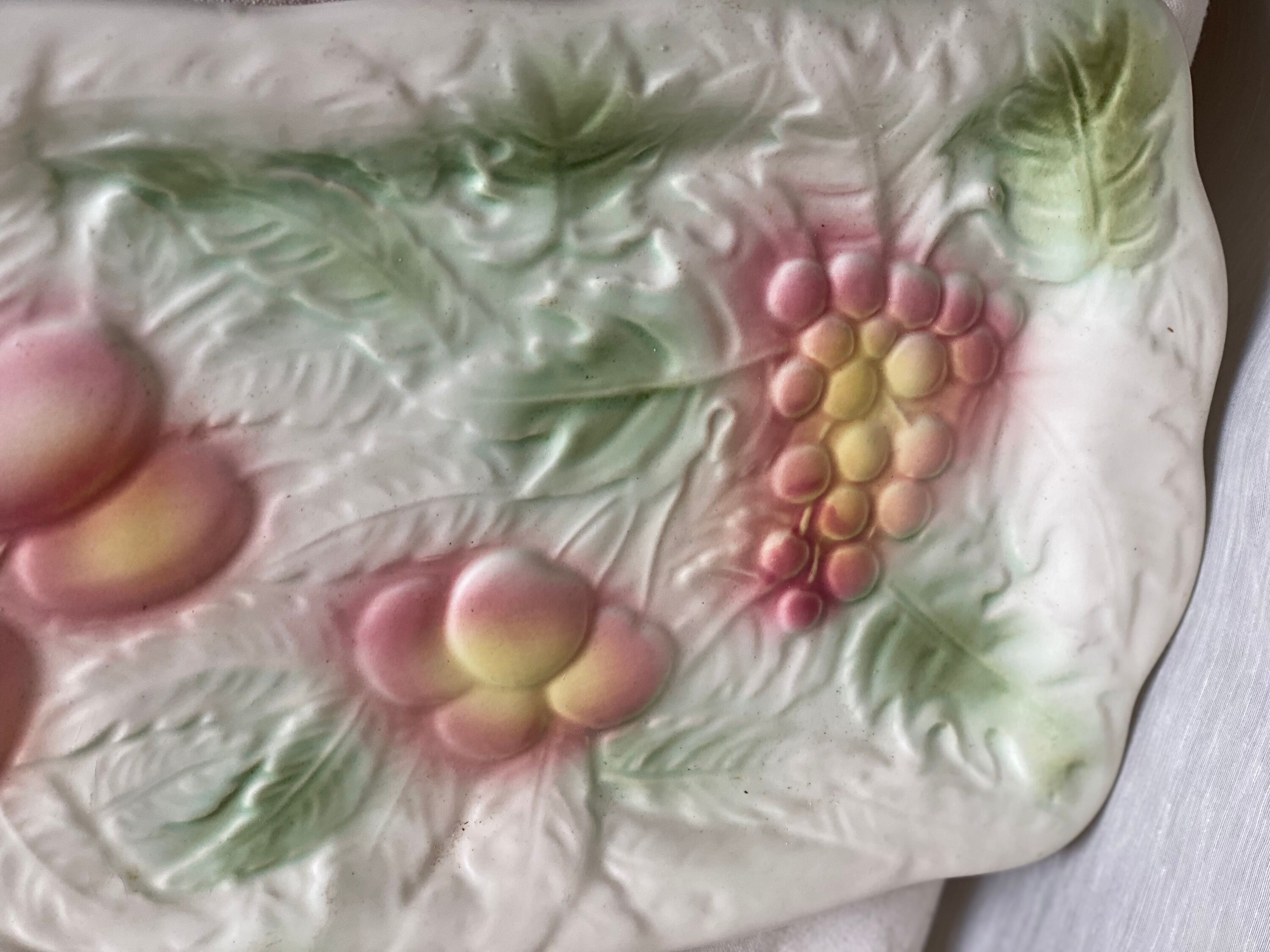 Vintage 1970s fruit cake dish