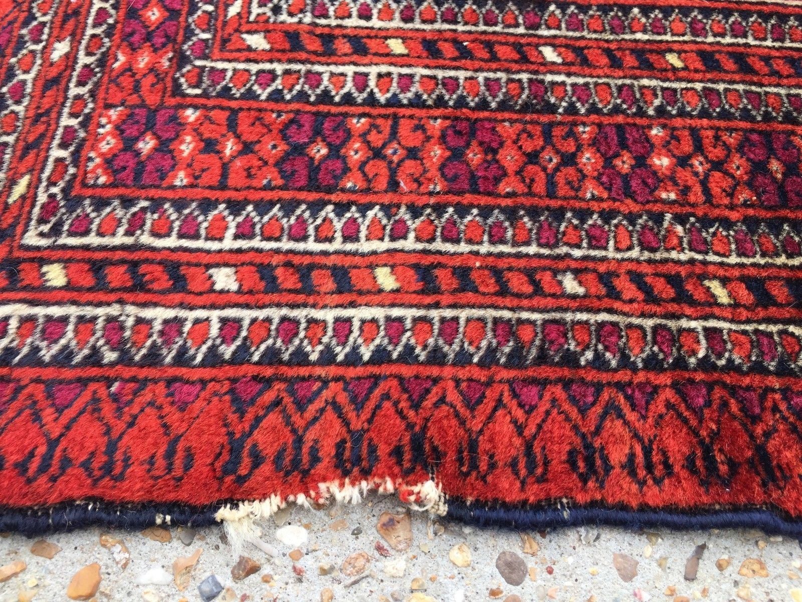 Antique traditional turkoman rug oriental hand made rug 184x124cm