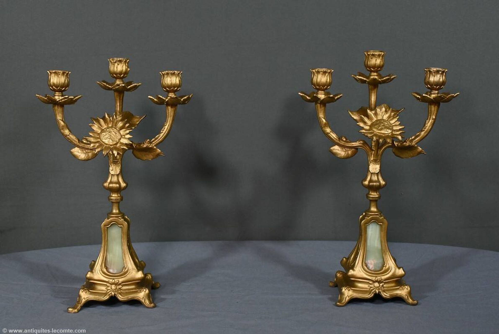 Paire de candélabres en régule doré et onyx – 1940