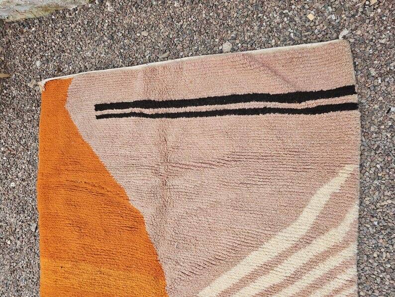 Traditional Atlas Beni Mrirt carpet