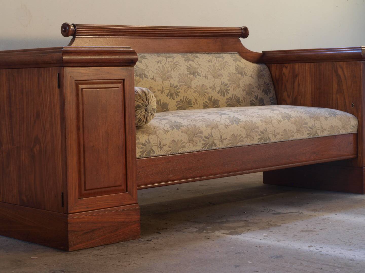 Vintage Oak Sofa / Couch, Antique Empire Danish Craftmanship 1880-1910s
