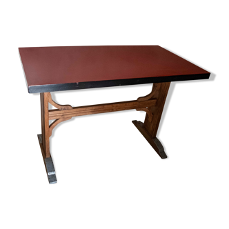 Bistro table