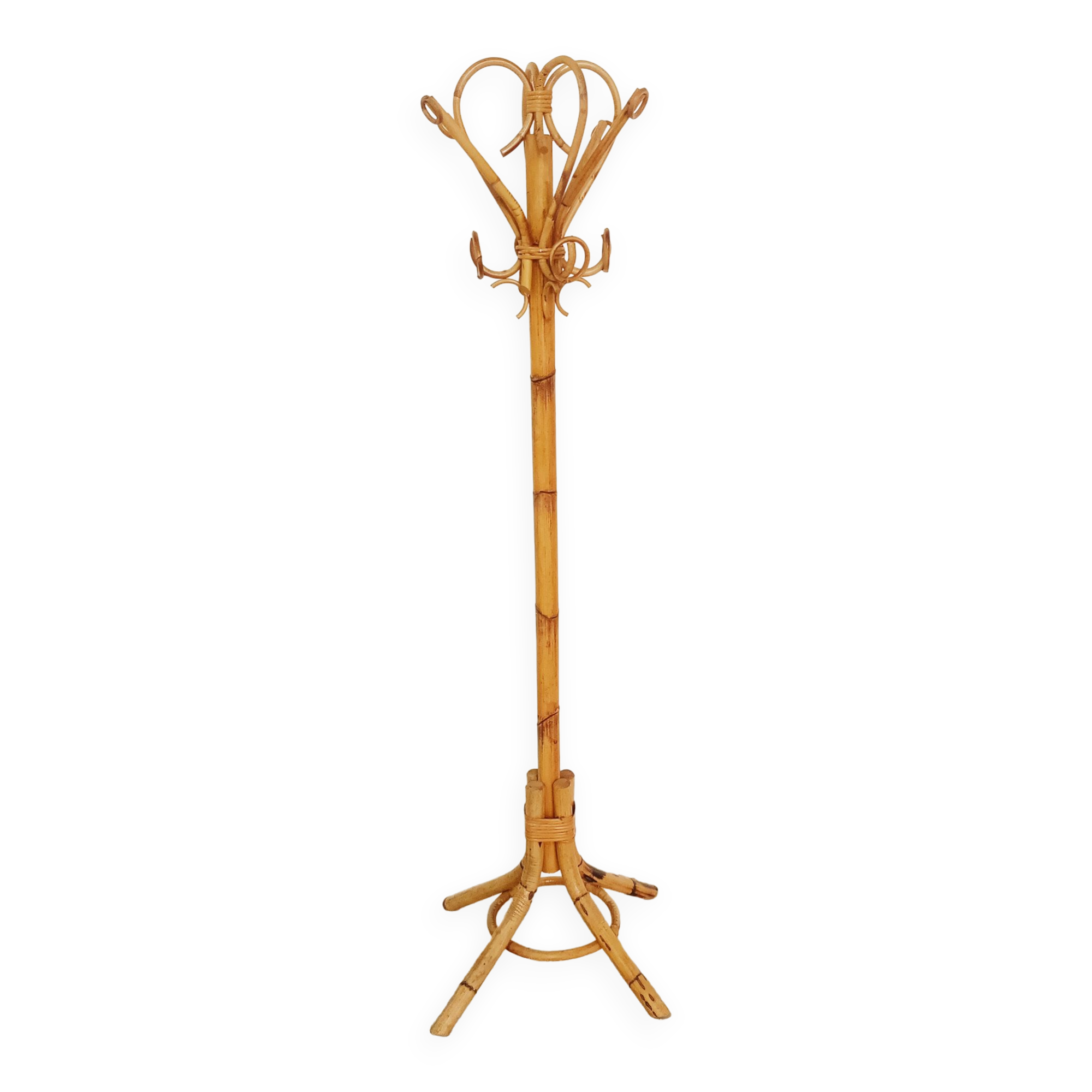Rattan parrot coat rack