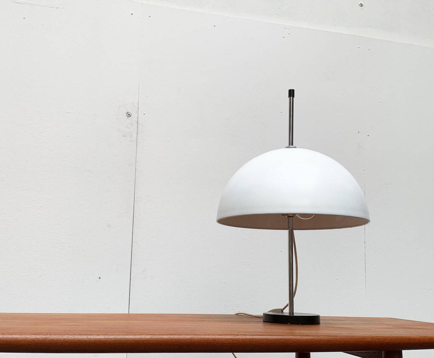 Mid-century minimalist dome table lamp