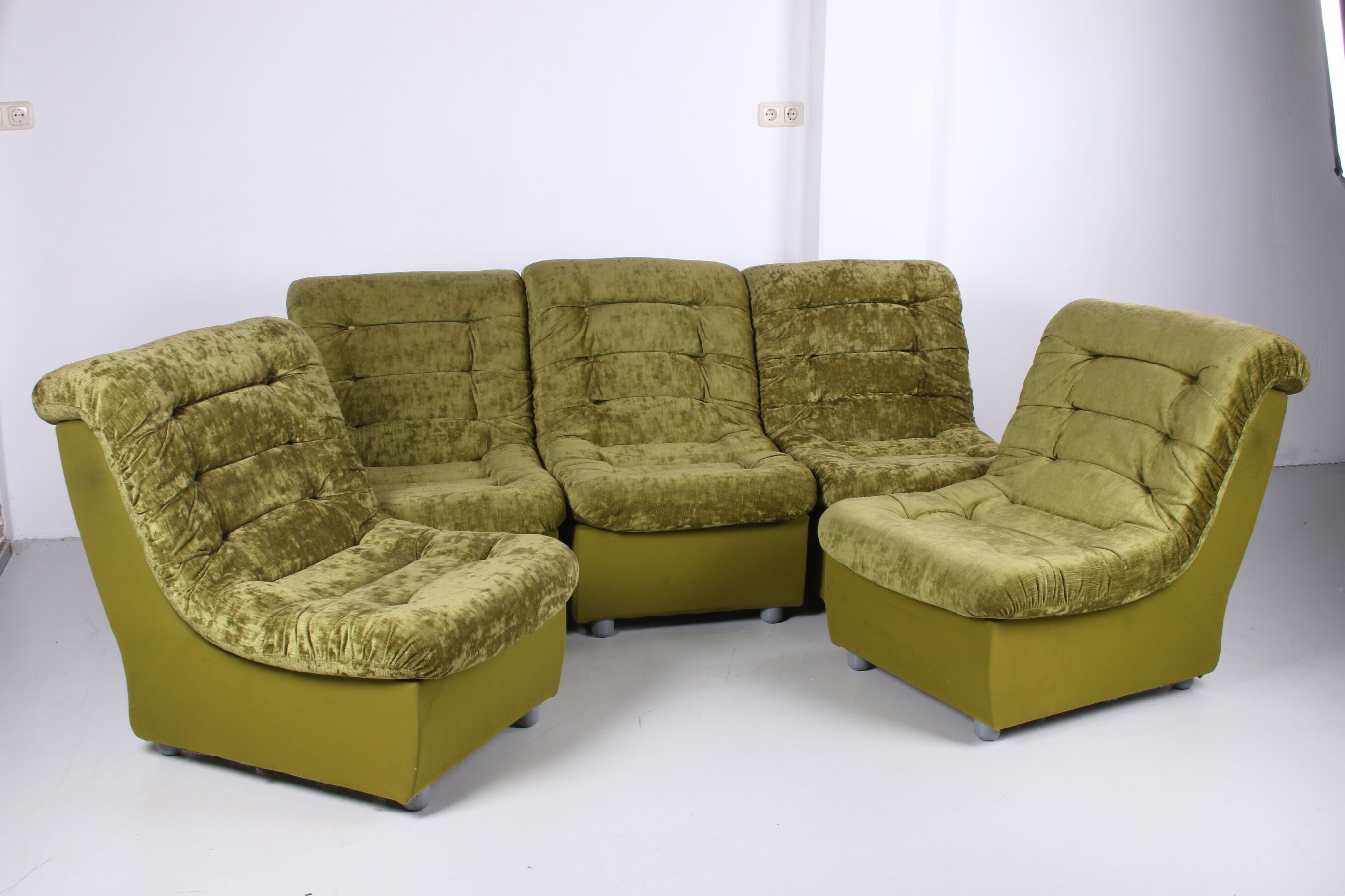 Vintage Xl element sofa moss green 60s