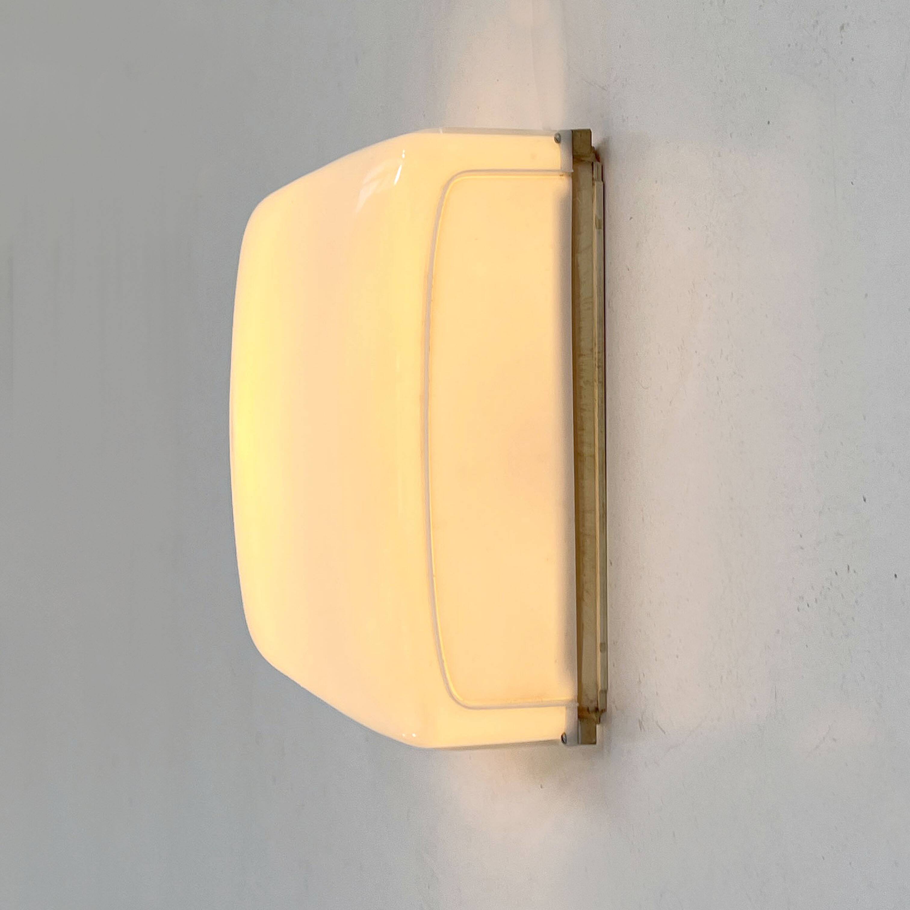 White Cnosso Wall Lamp by Angelo Mangiarotti for Artemide, 1960