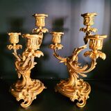 Paire de bougeoirs chandeliers flambeaux anciens en bronze doré époque XIXe