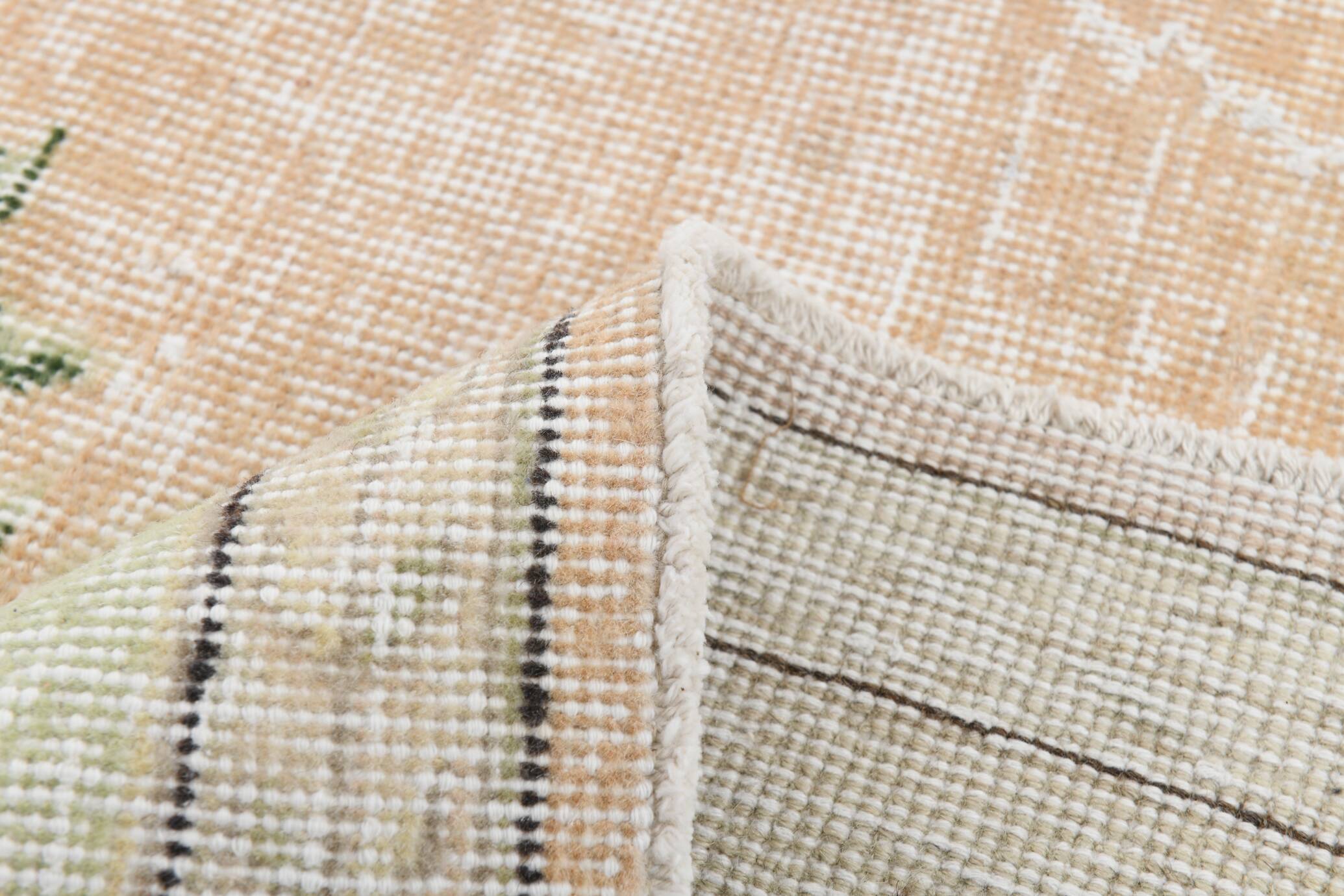 Soft Peach Muted Wool Vintage Rug For Home Decor, 184x292 Cm