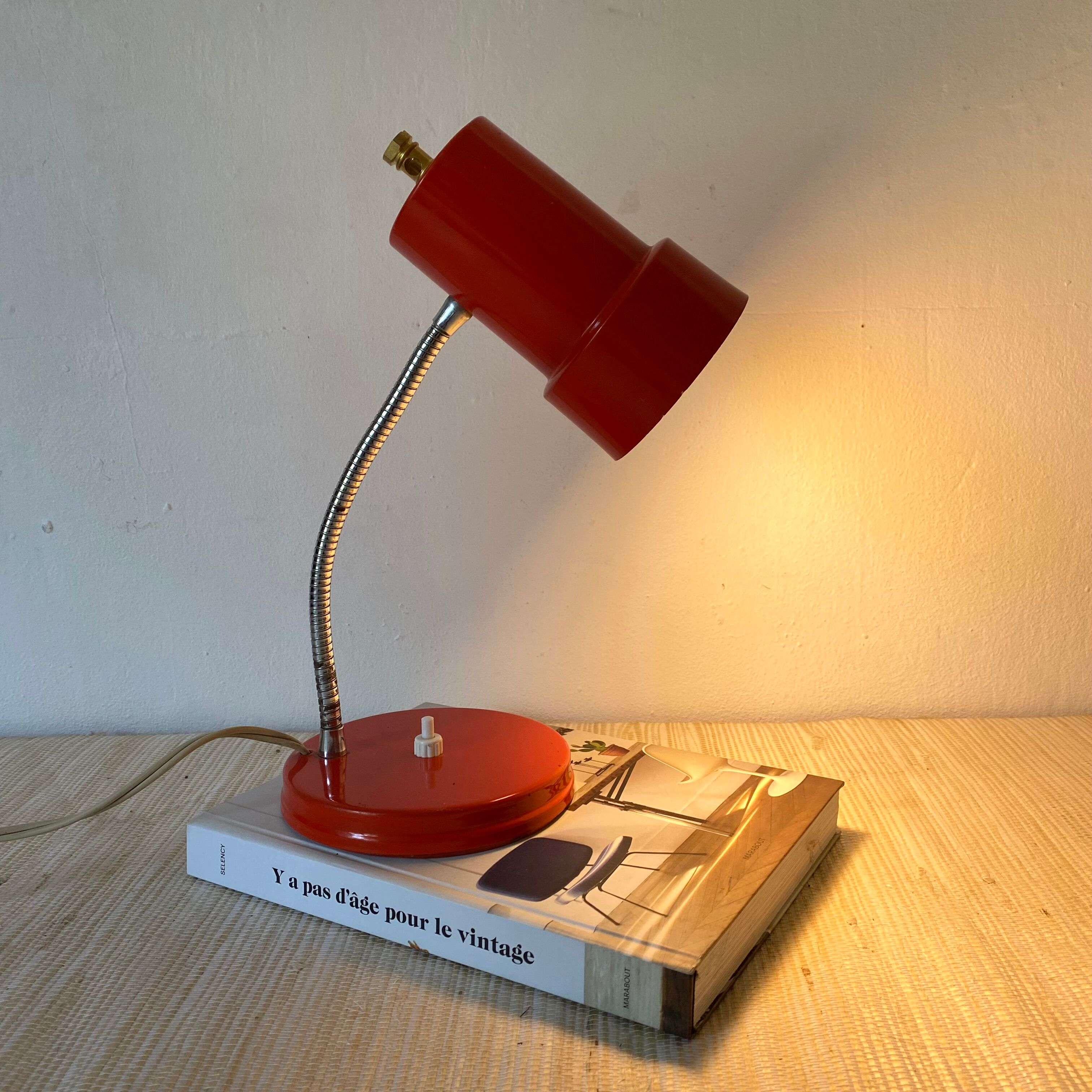 Vintage desk casserole lamp, 70s