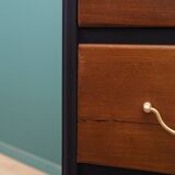 Commode en noyer, design danois, années 1960