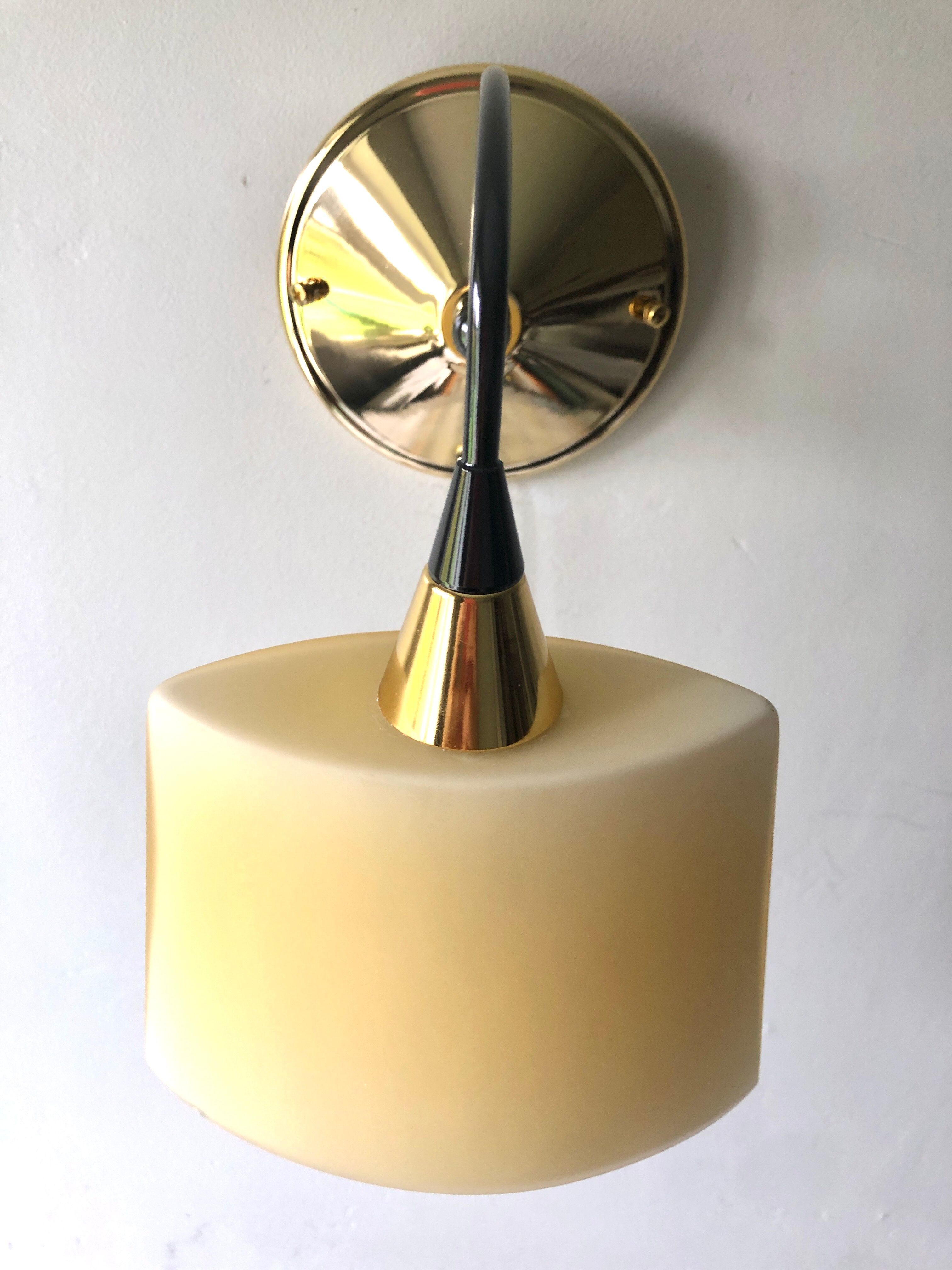 Applique Italie 1990 noir et or opaline jaune