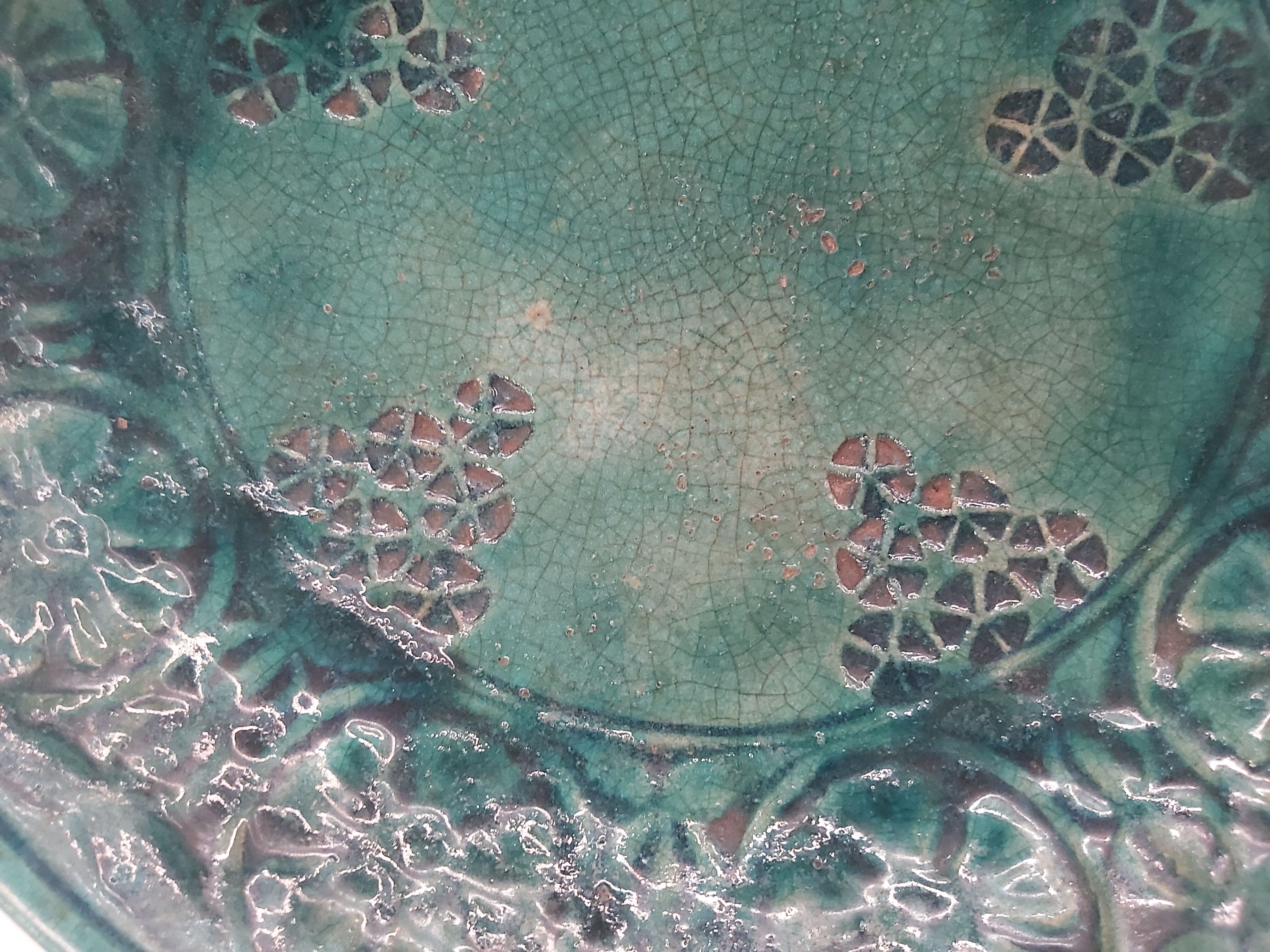 Cracked ceramic oriental cut