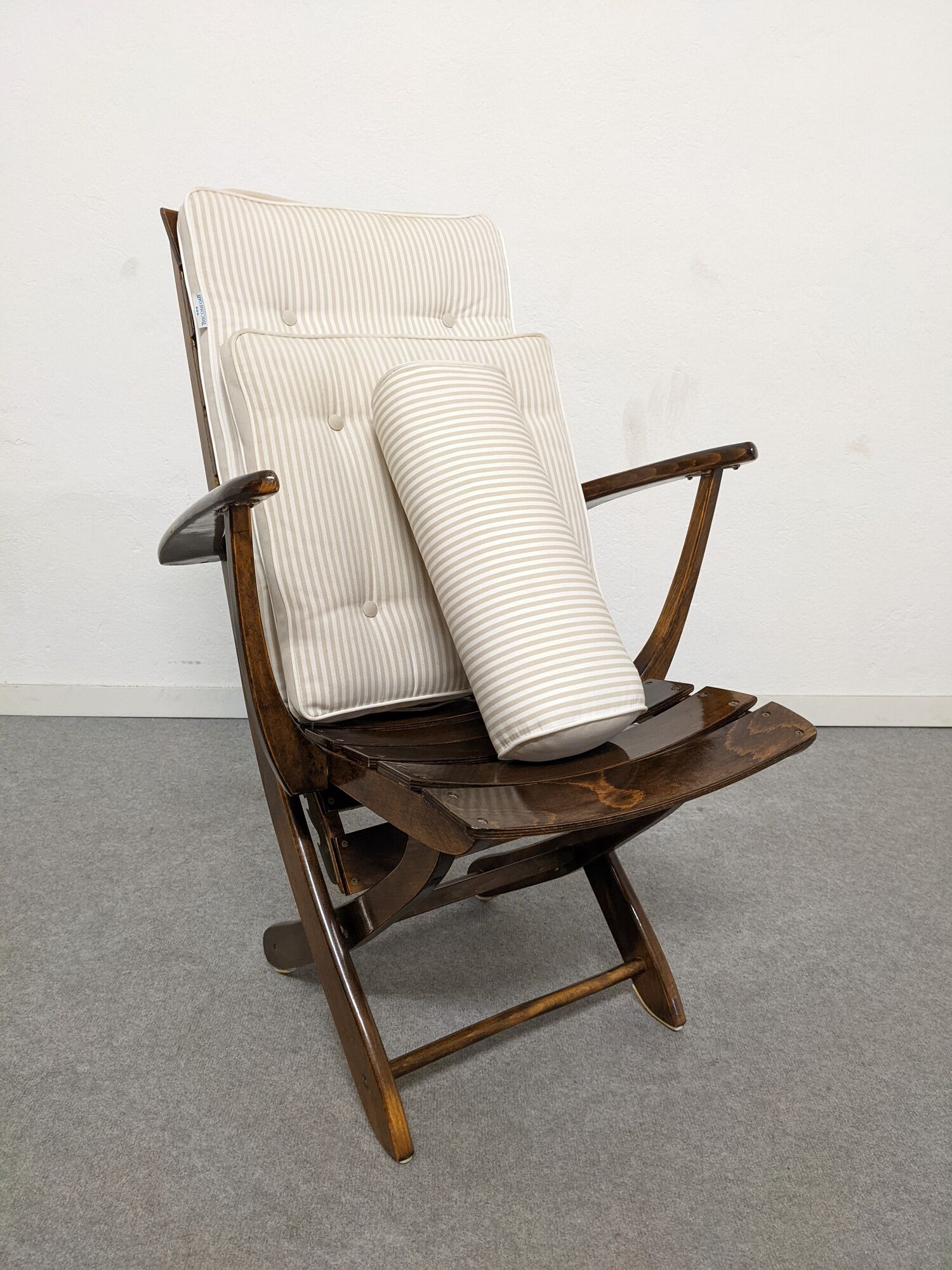 Series of 4 relax armchairs from the 60s/70s by Triconfort