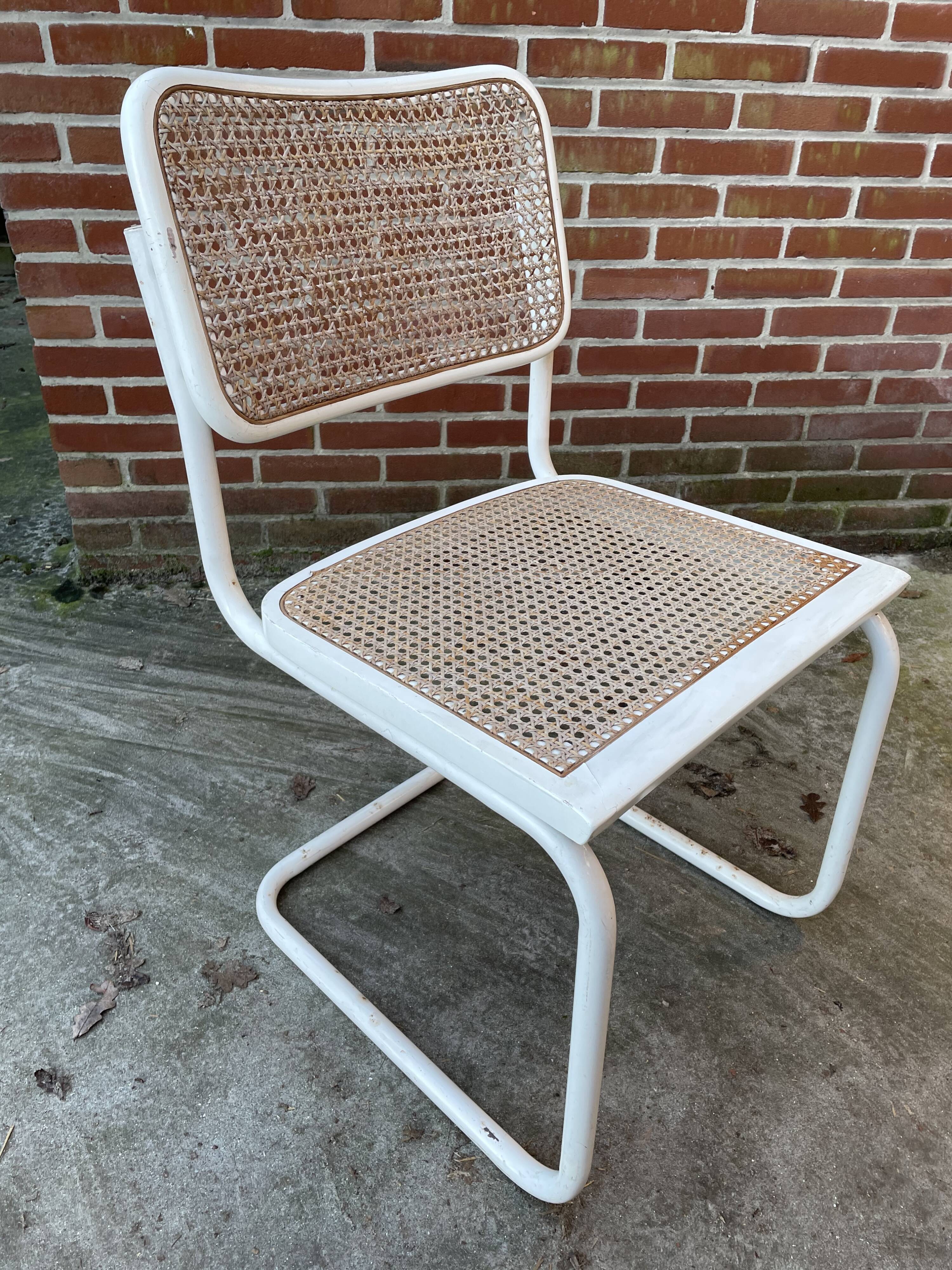 Cesca design chair b32 model white