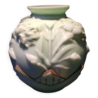 Vase annees 1930 1940 en opaline verte a decor floral