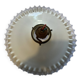 Suspension opaline blanc et transparent