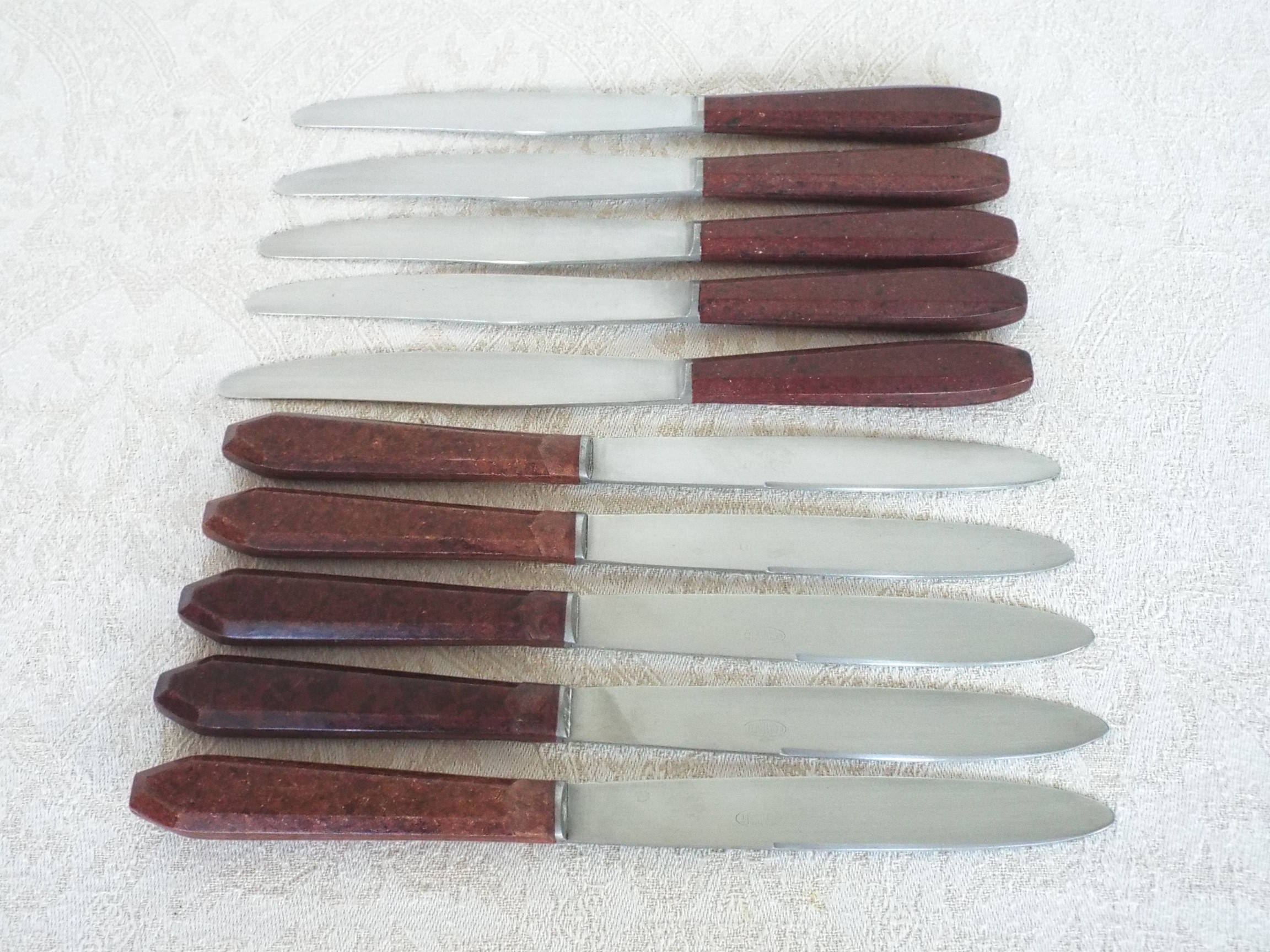 10 1940s bakelite knives