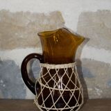 Pichet vintage en verre soufflé ambré