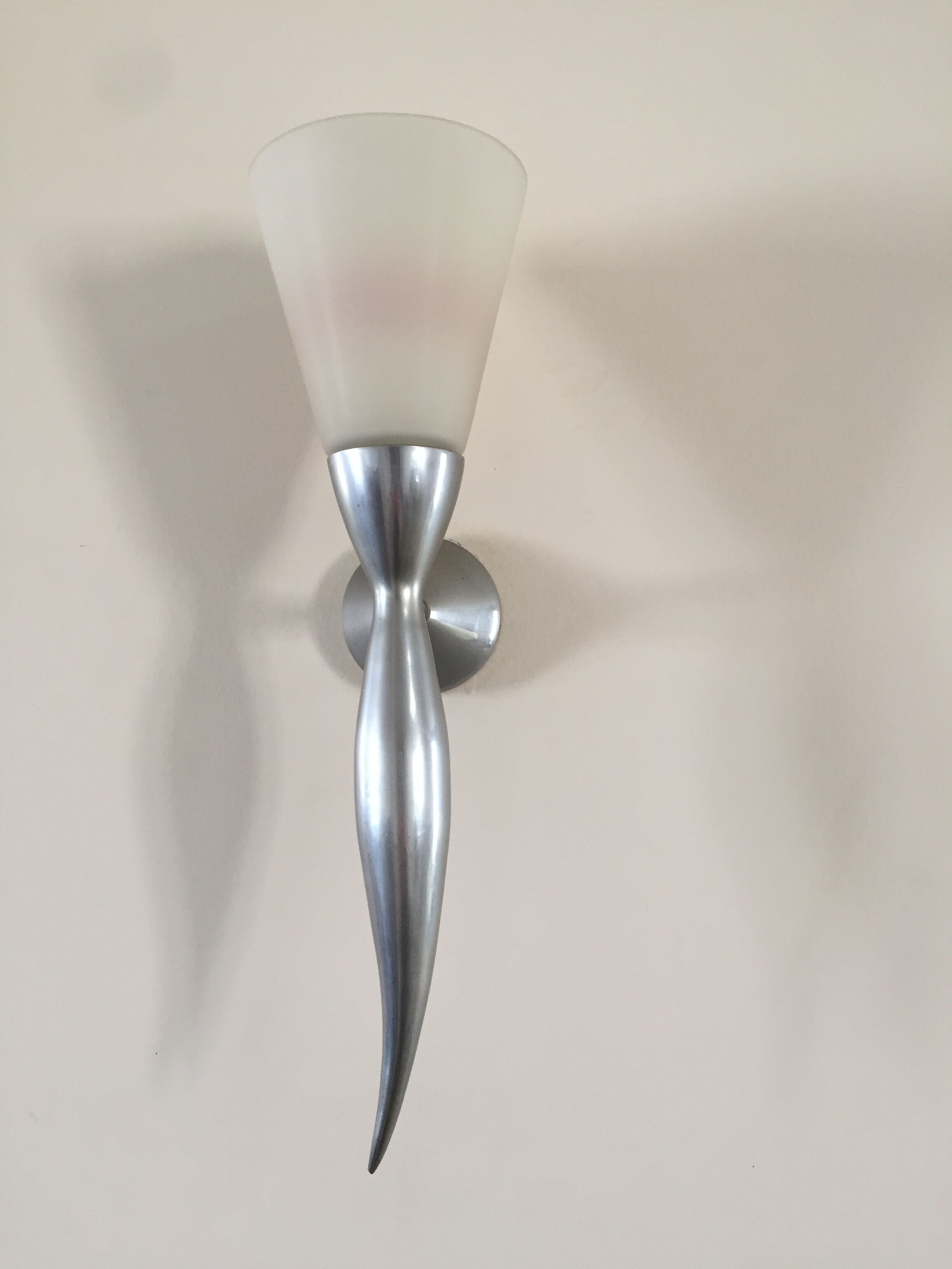 Lucien Gau wall lamp