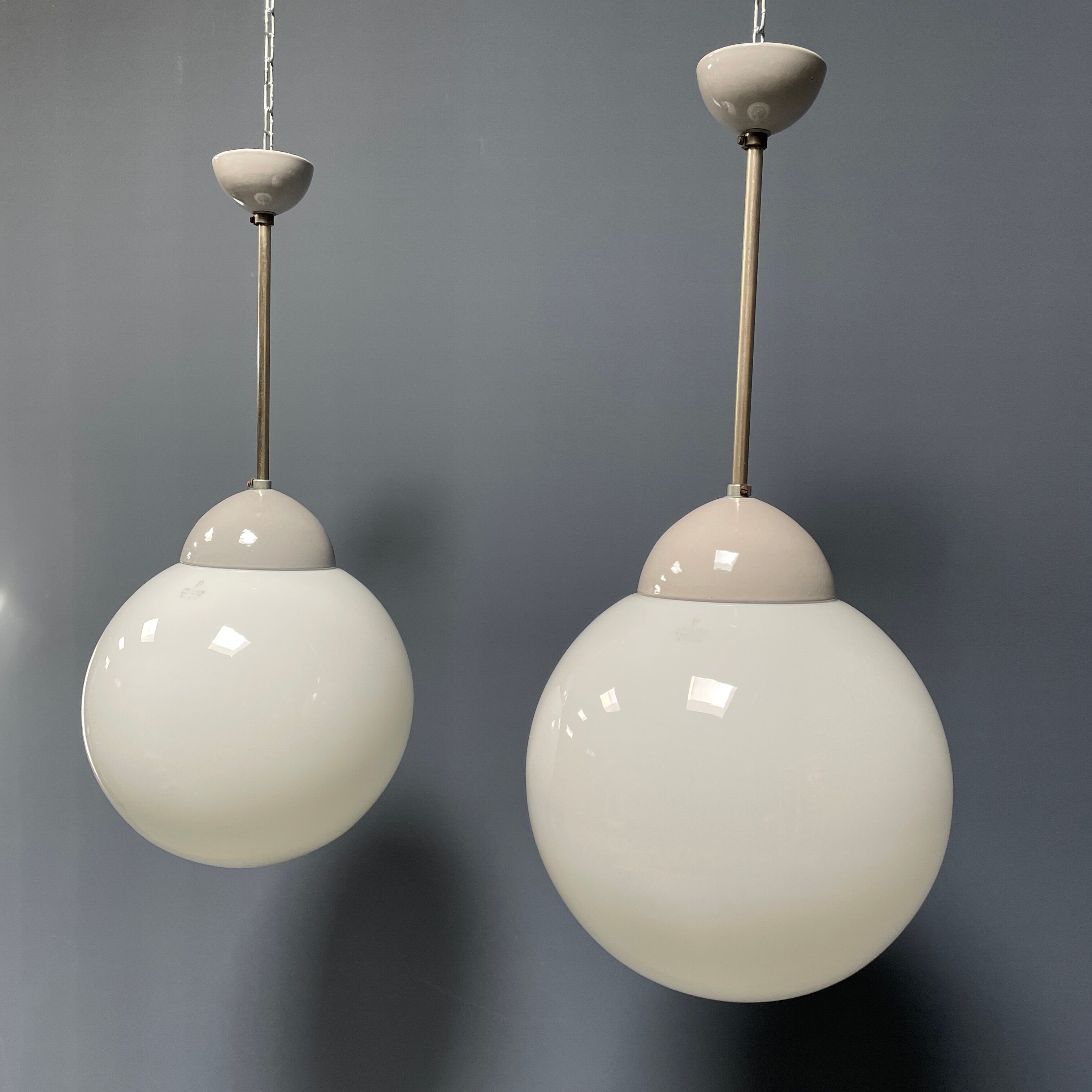 Ensemble de deux suspensions opalines Philips Phililight