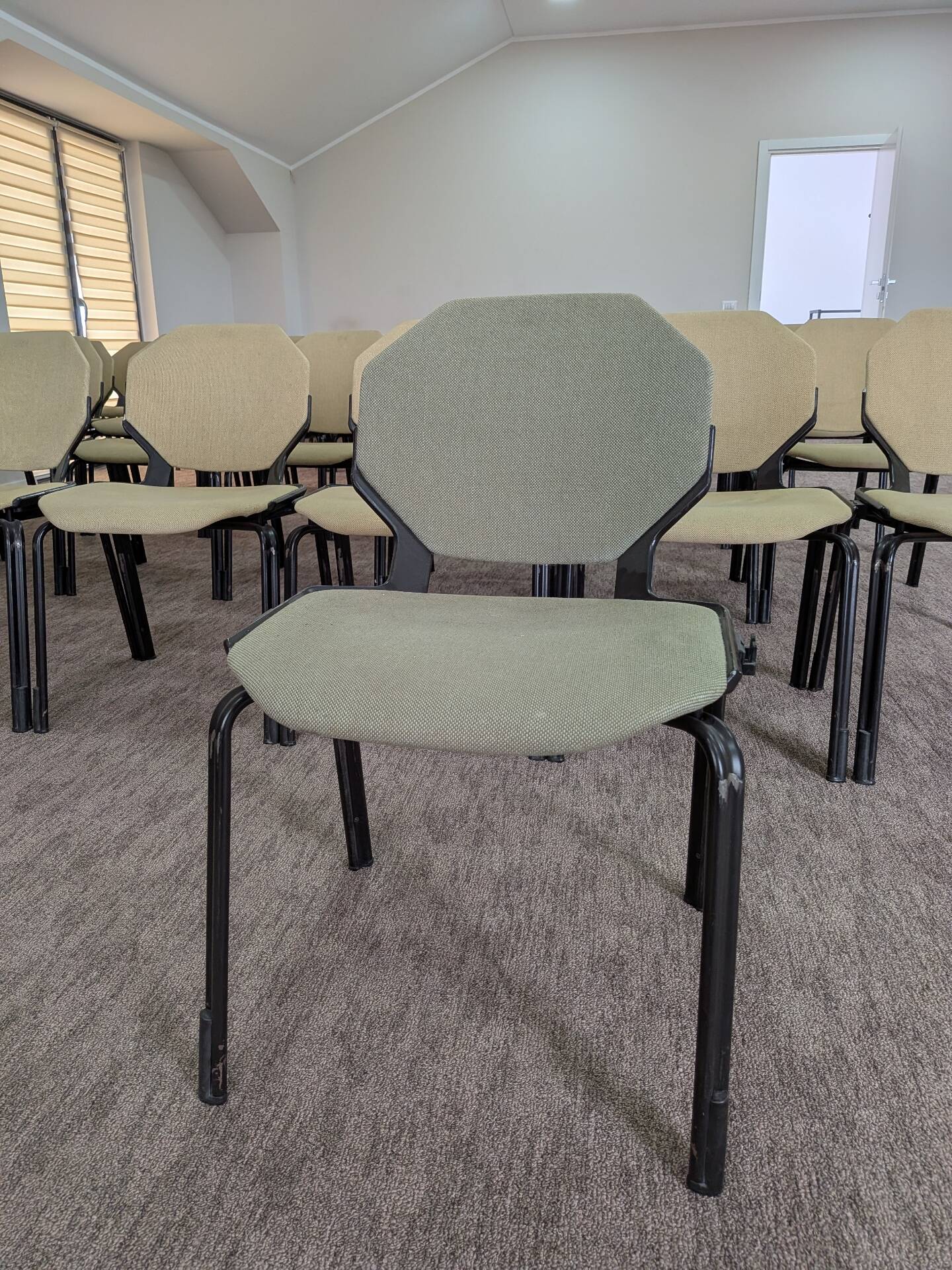 Stock of 100 vintage chairs fröscher sitform (1983) - open to offers