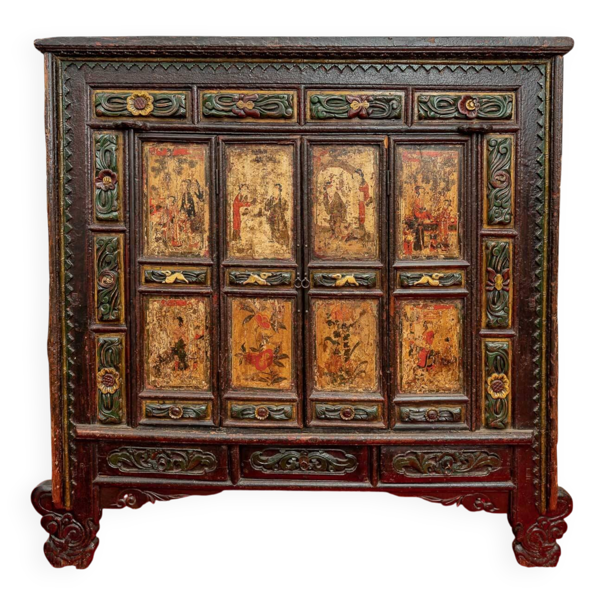 Antique Chinese wardrobe with 4 doors and 3 drawers.