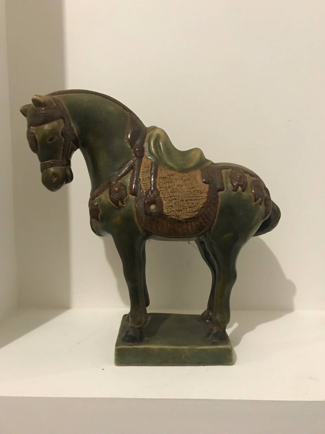 Statuette decorative horse sculpture Tang style China terracotta