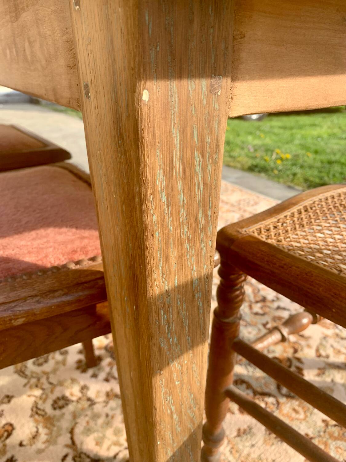 Farm table