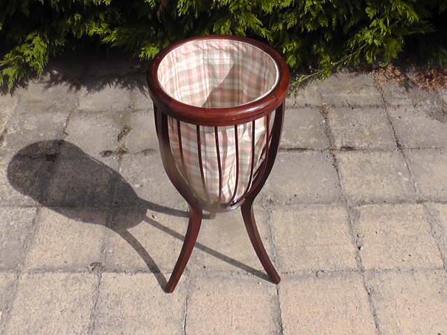 Worker - Wool basket